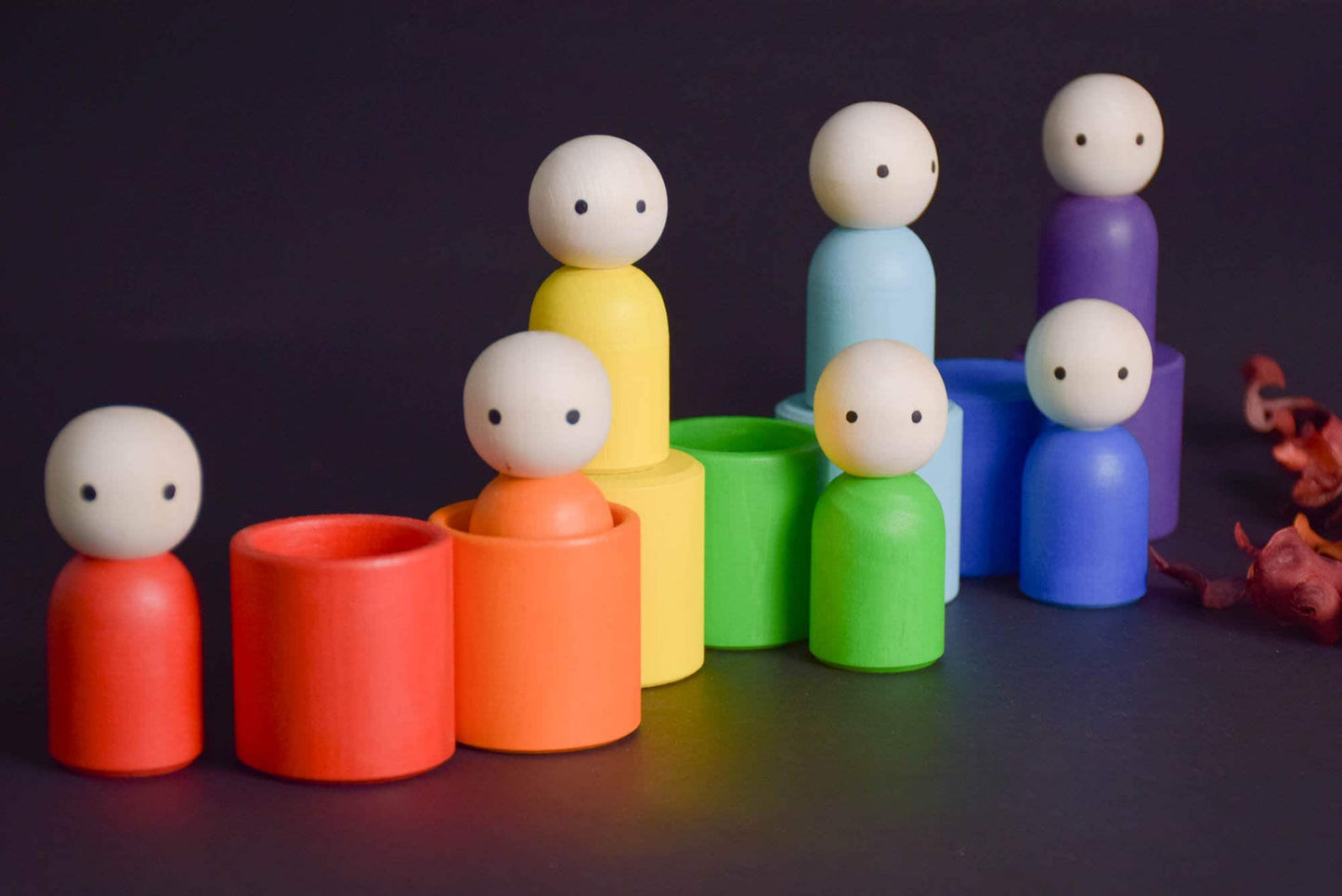 Wooden Peg Dolls Set in Colored Rainbow Hat, Little People, Montessori Baby Toys, Waldorf Gnome Doll, Open Ended Toys for Toddlers