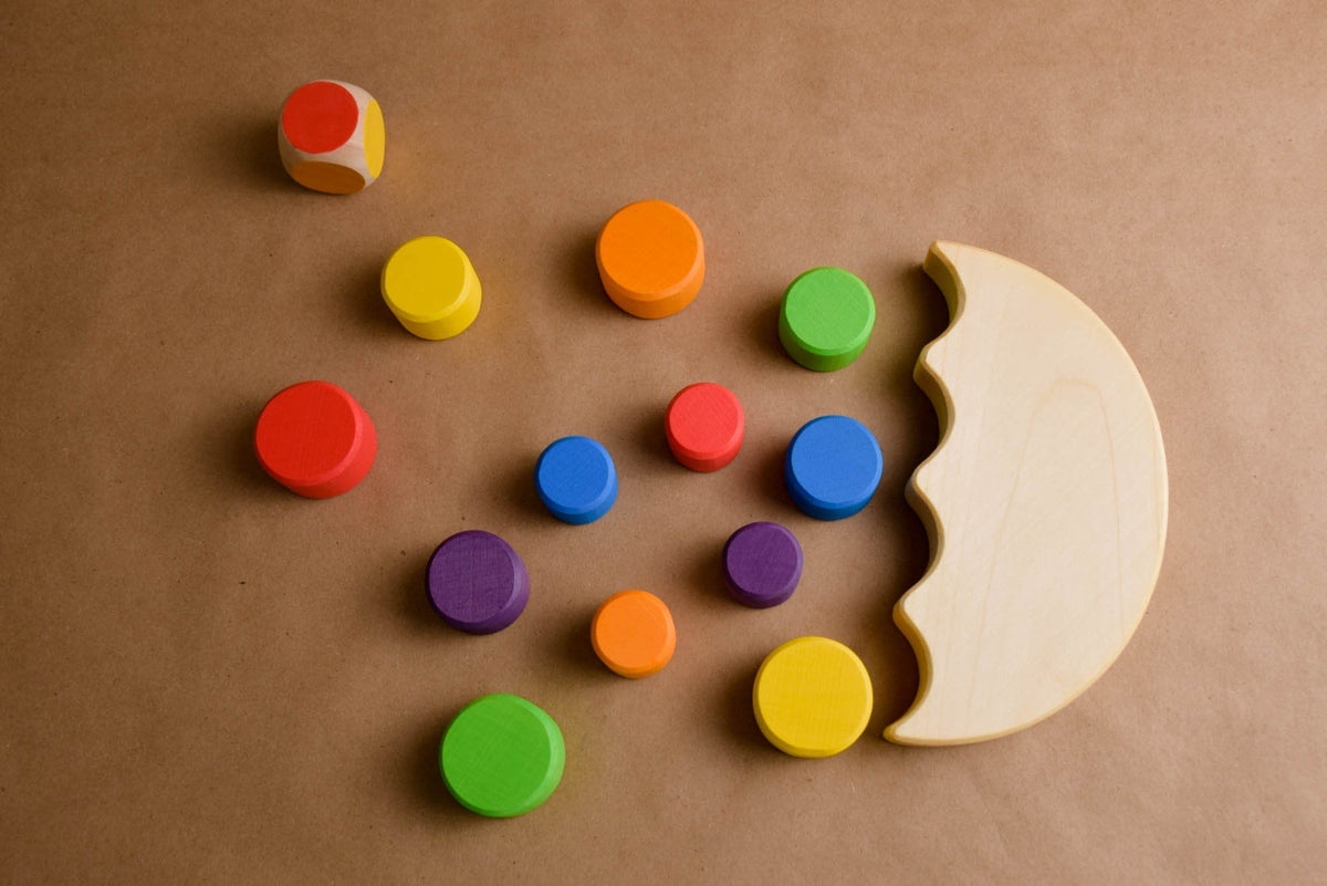 Multicolored cylinders and a semicircle.