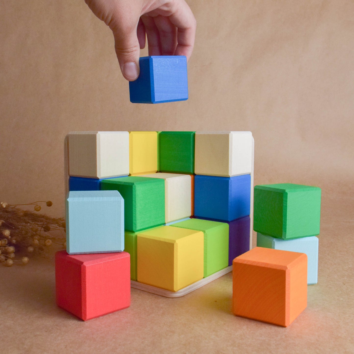 Cubes in Cube Rainbow