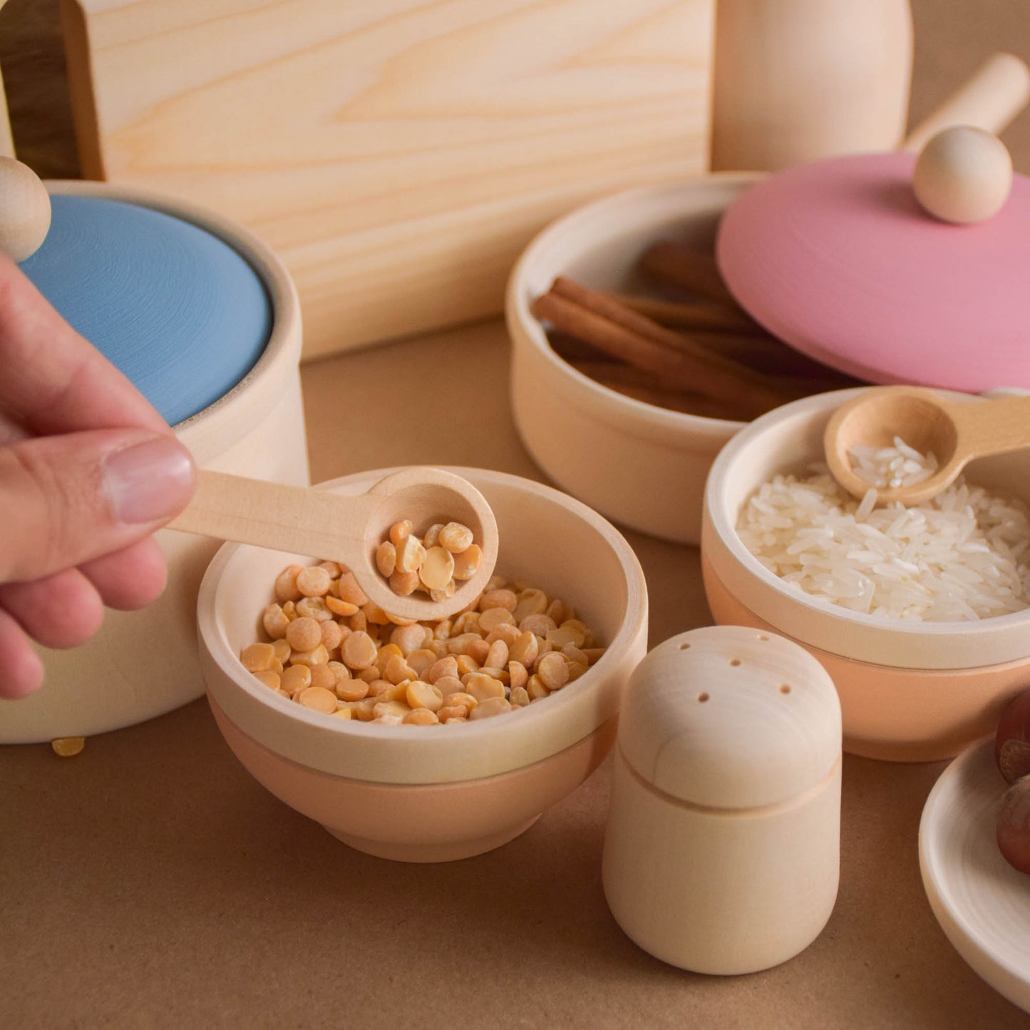 Dishes Set