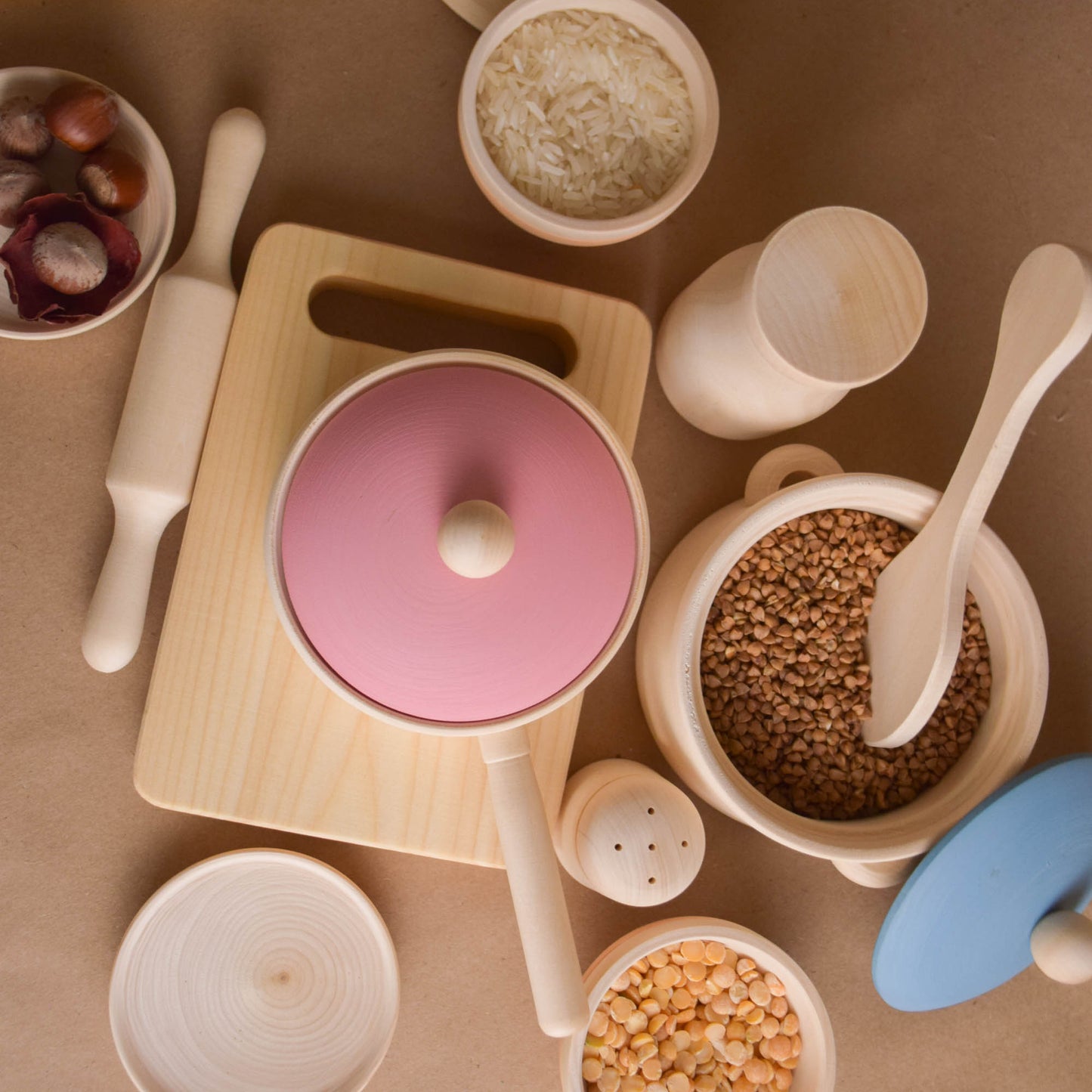 Dishes Set