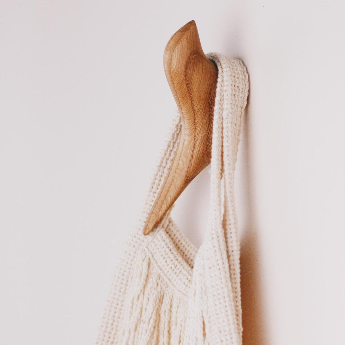 Wooden bird wall hooks with a minimalist design