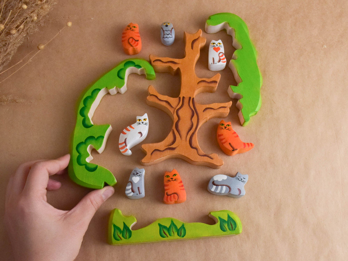 Tree and cats wooden puzzle toy