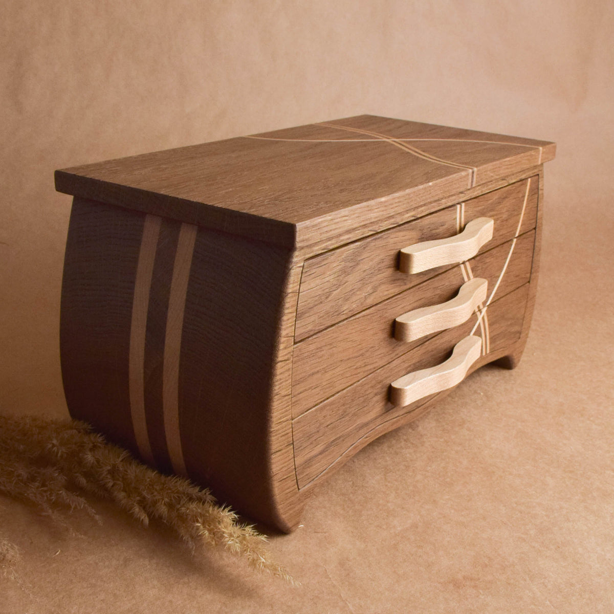 Classic solid wood jewelry box