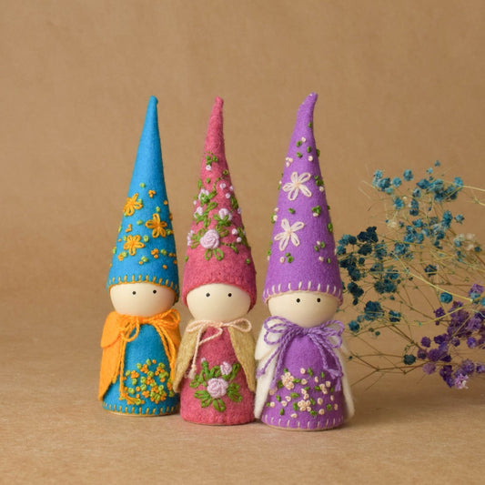 Wooden fairy peg dolls with removable felt hats