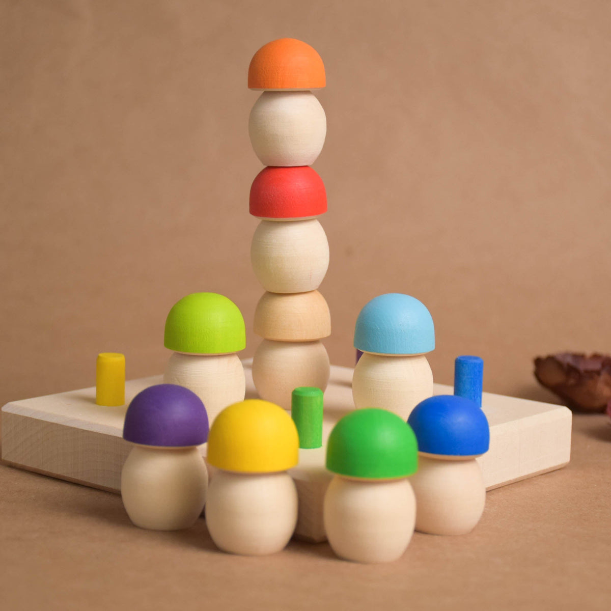 Linden wood mushroom sorting set with a geoboard