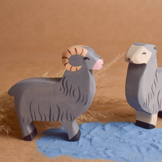 Wooden Farm Animal Figures Set Lamb and Sheep Children Toys Handmade Montessori