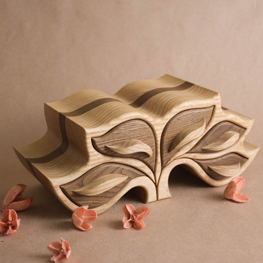 Wooden Unique Jewelry Box for Women with Leaves Patterns Luxury Organizer Trinket Box Gift for Her Mother