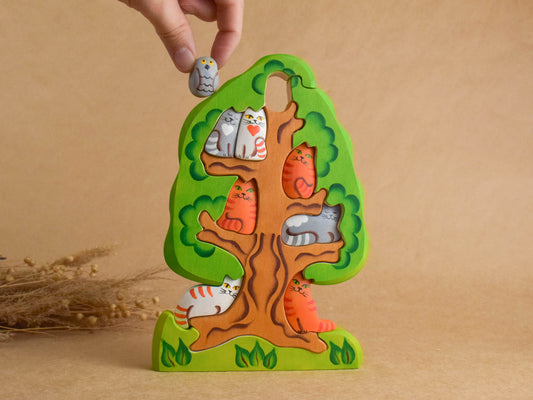 Wooden Animal Figurines Cats with Kittens