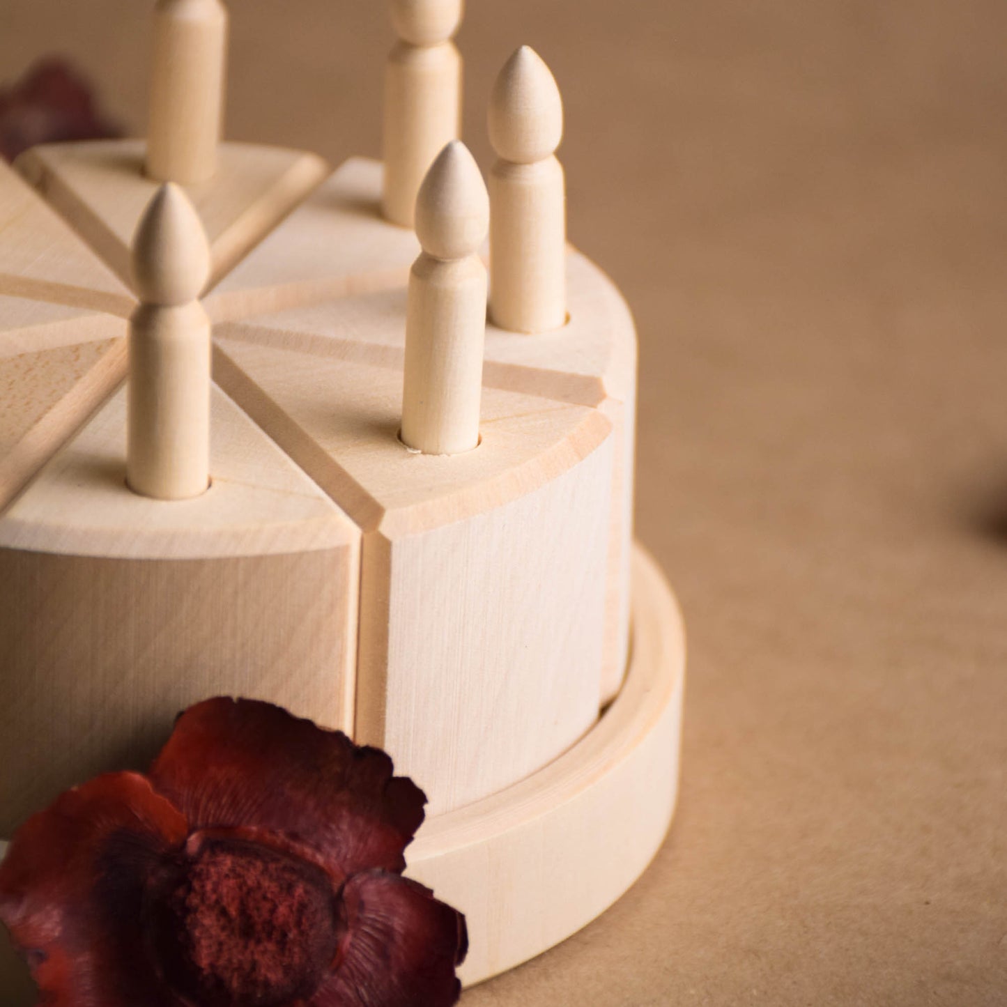 wooden-birthday-cake-toy