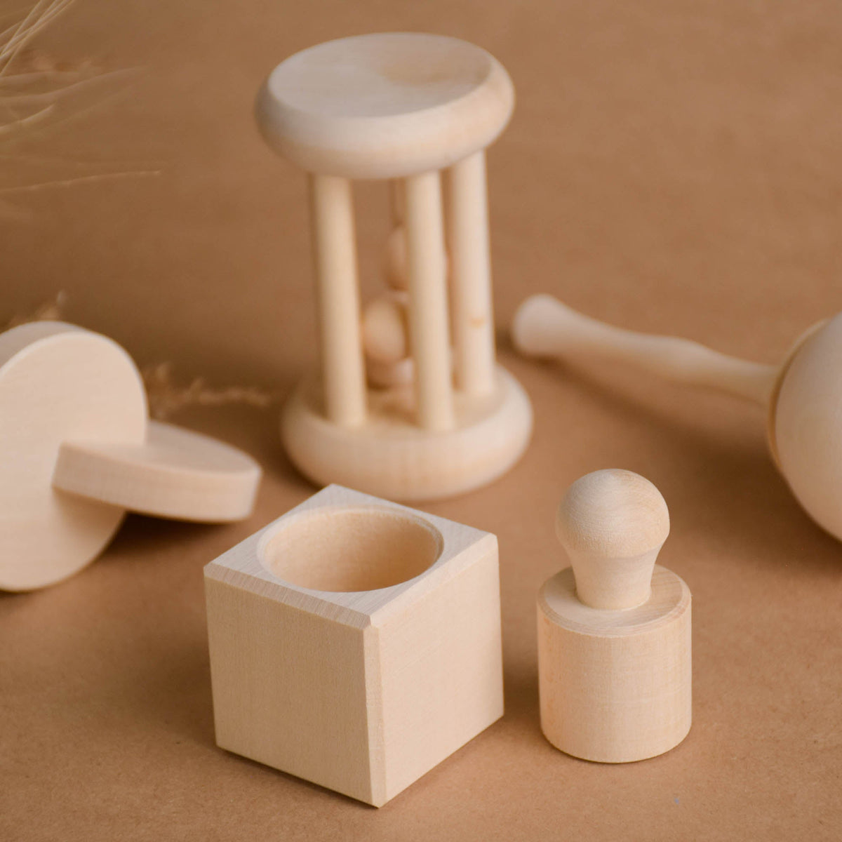 Linden wood baby toys from the Montessori set