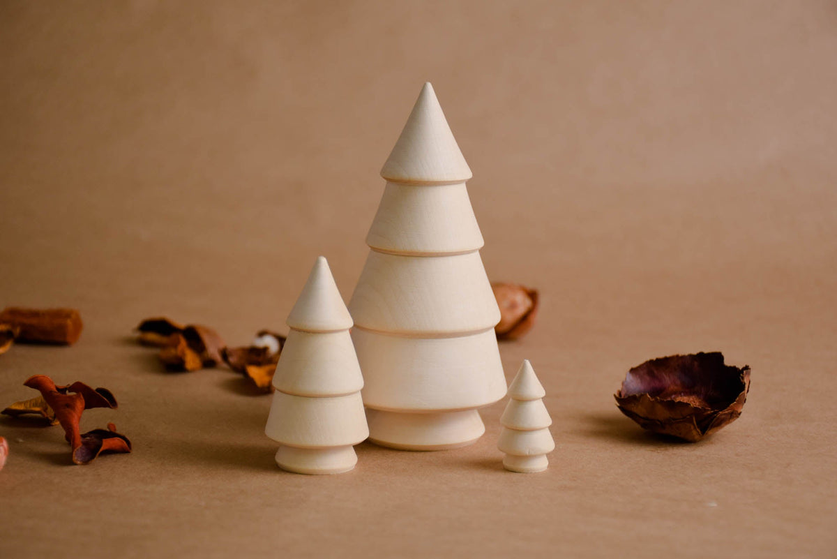 Natural wooden opening trees matryoshka set