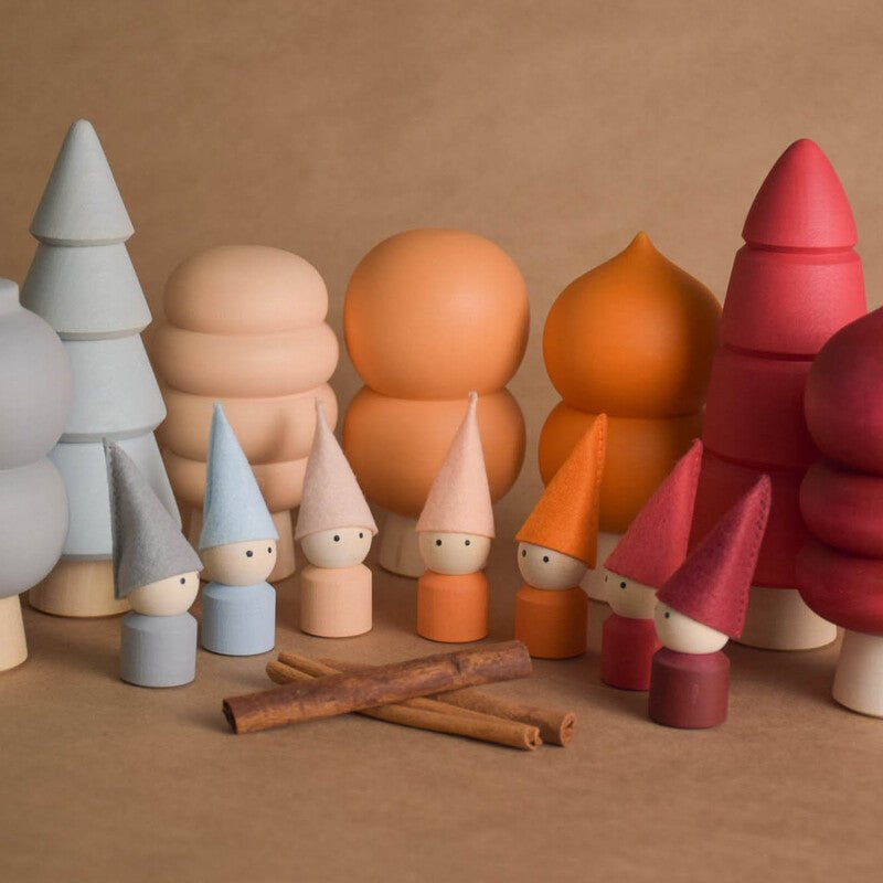 Neutral opening wooden trees with peg dolls