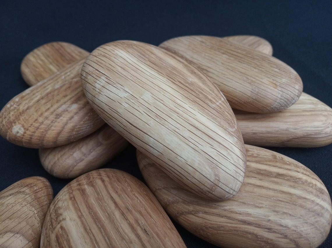 Smooth oak wood stacking stones