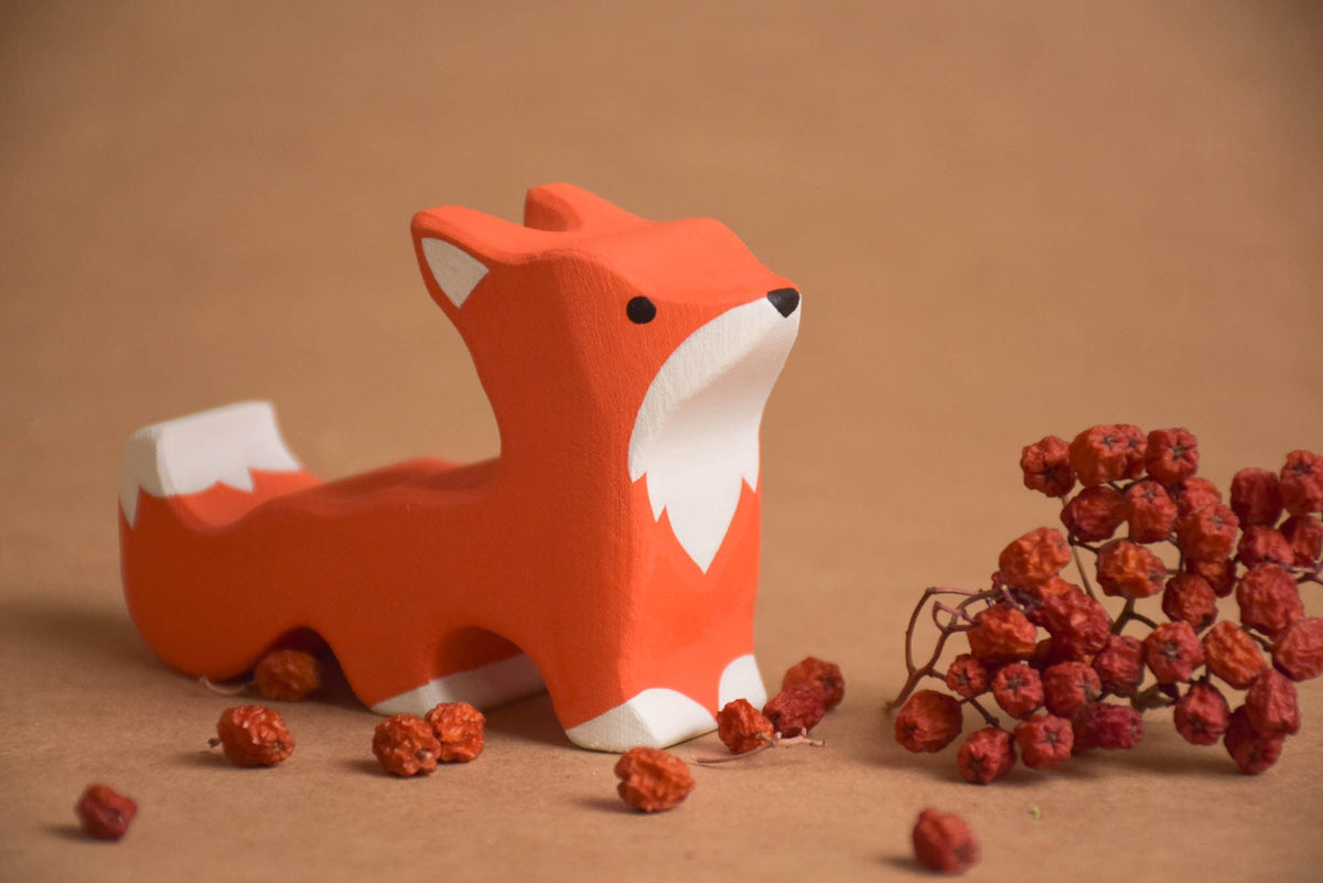 Wooden woodland animals for storytelling
