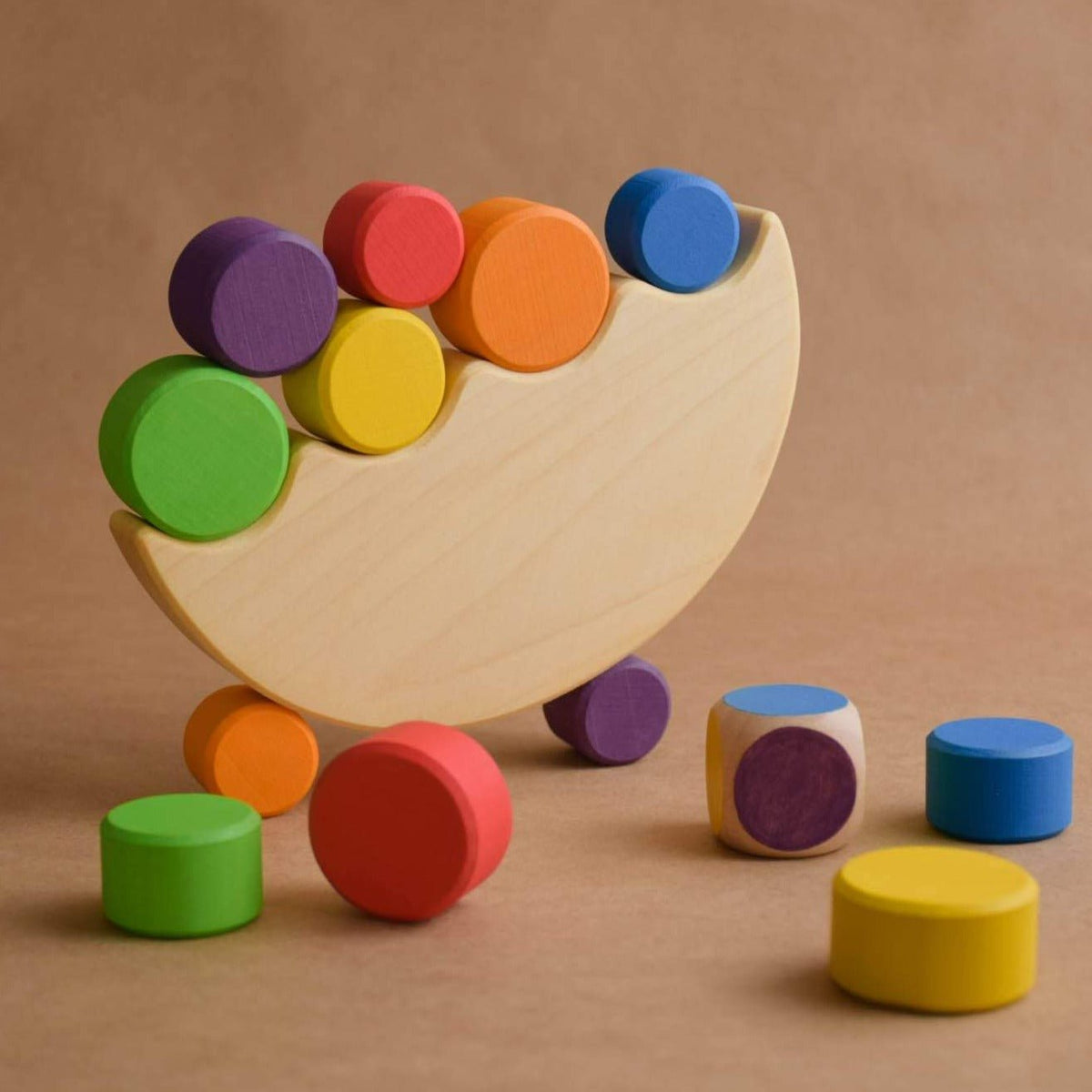 Semicircle with multicolored cylinders.