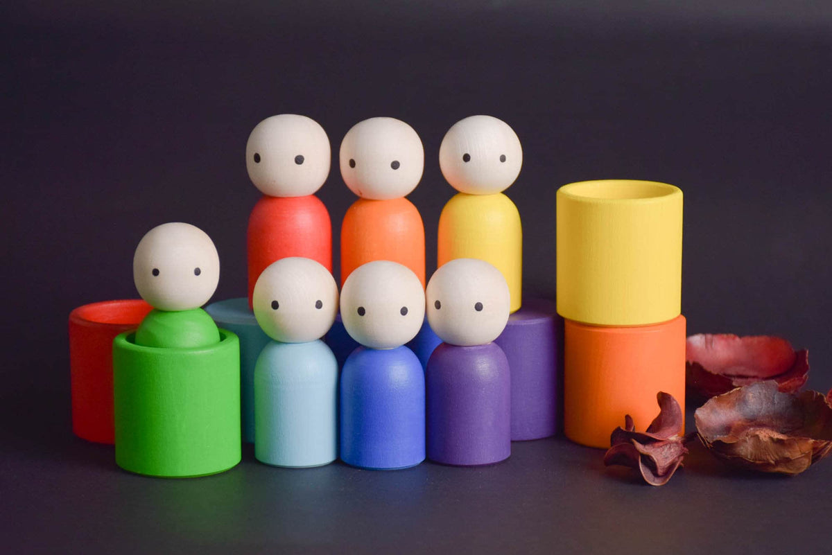 Wooden Peg Dolls Set in Colored Rainbow Hat, Little People, Montessori Baby Toys, Waldorf Gnome Doll, Open Ended Toys for Toddlers